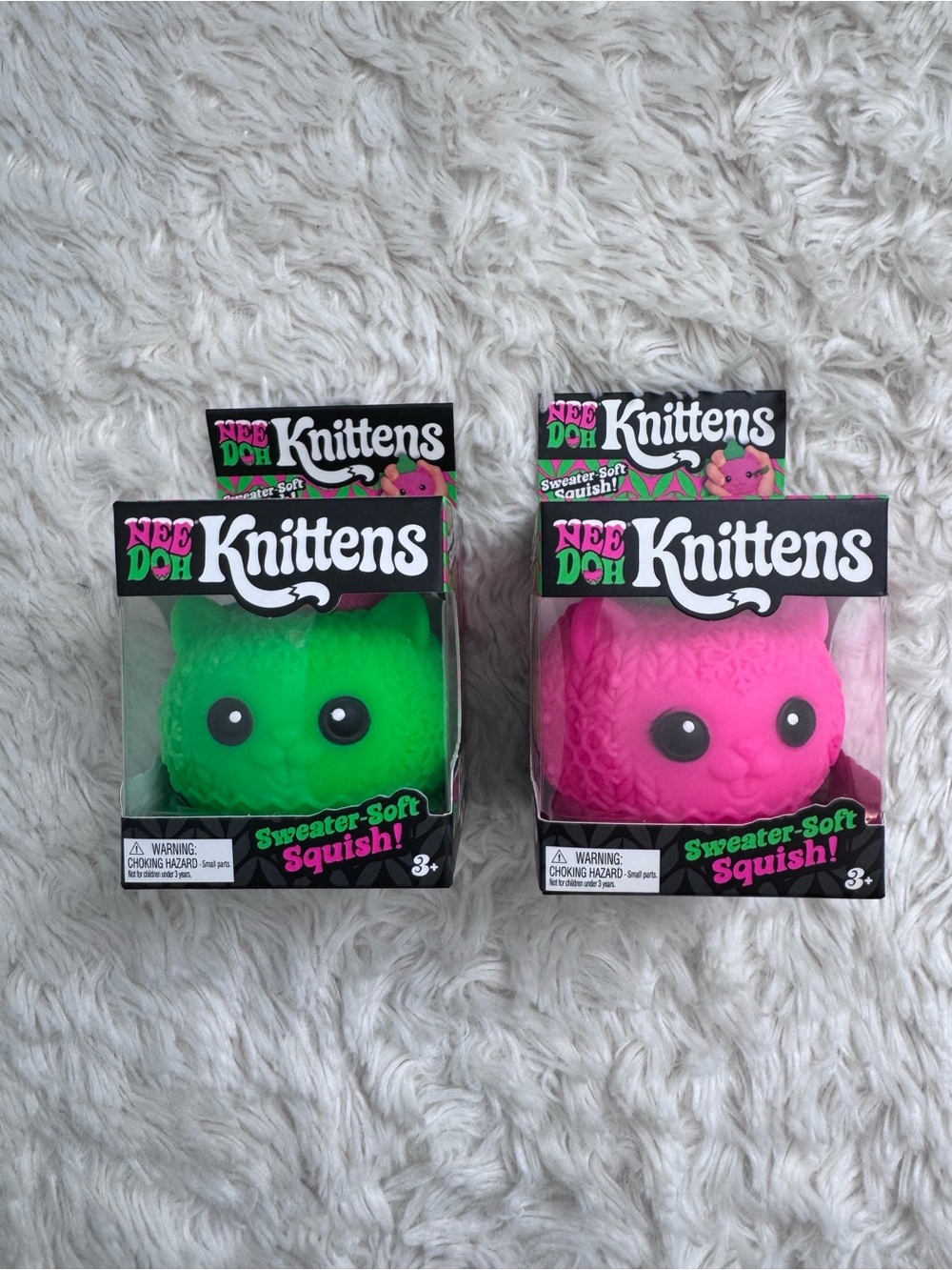 BNIB Schylling NeeDoh Pink & Green Squishmas Knittens Set - Authentic, HTF